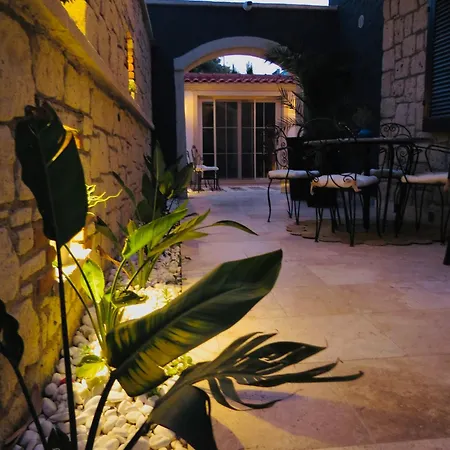 Fedora Alacati