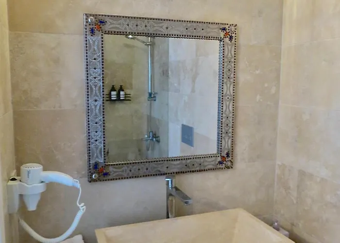 Bed & Breakfast Fedora Alaçatı