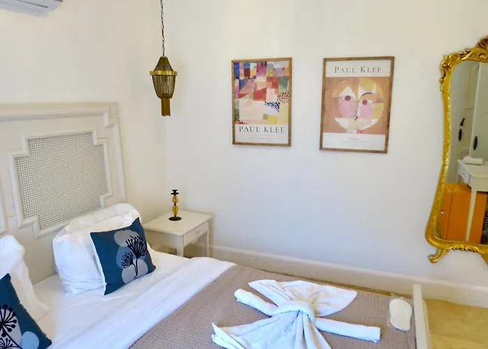 Fedora Bed & Breakfast 3*