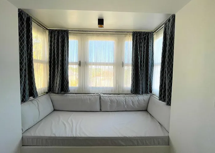 Bed & Breakfast Fedora Alaçatı