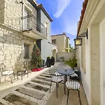 Fedora 3* Alacati