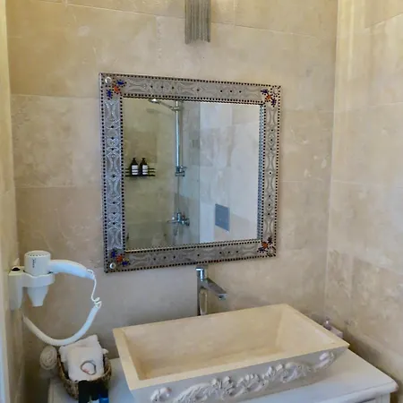 Nocleg ze śniadaniem Fedora Alaçatı